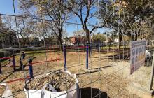 Obres d'instal·lació del parc de cal·listènia a Mas Iglesias