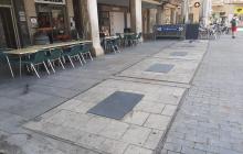 Imatge retirada contenidors soterrats Mercadal