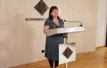 La regidora Montserrat Flores a la roda de premsa per presentar els nous plans