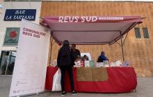 Estand de la Comunalitat Reus Sud al Mercat del Carrilet