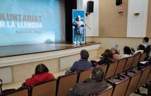 Daniel Recasens presenta el programa del Voluntariat per la Llengua a les parelles lingüístiques