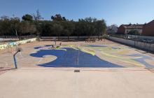 Pintades hortizontals artista Chenxin Tang a l’escola Cèlia Artiga