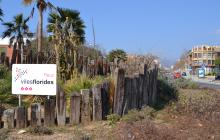 Imatge del cartell de Viles Florides que s'ha instal·lat a Reus a una rotonda de l'avinguda de Salou