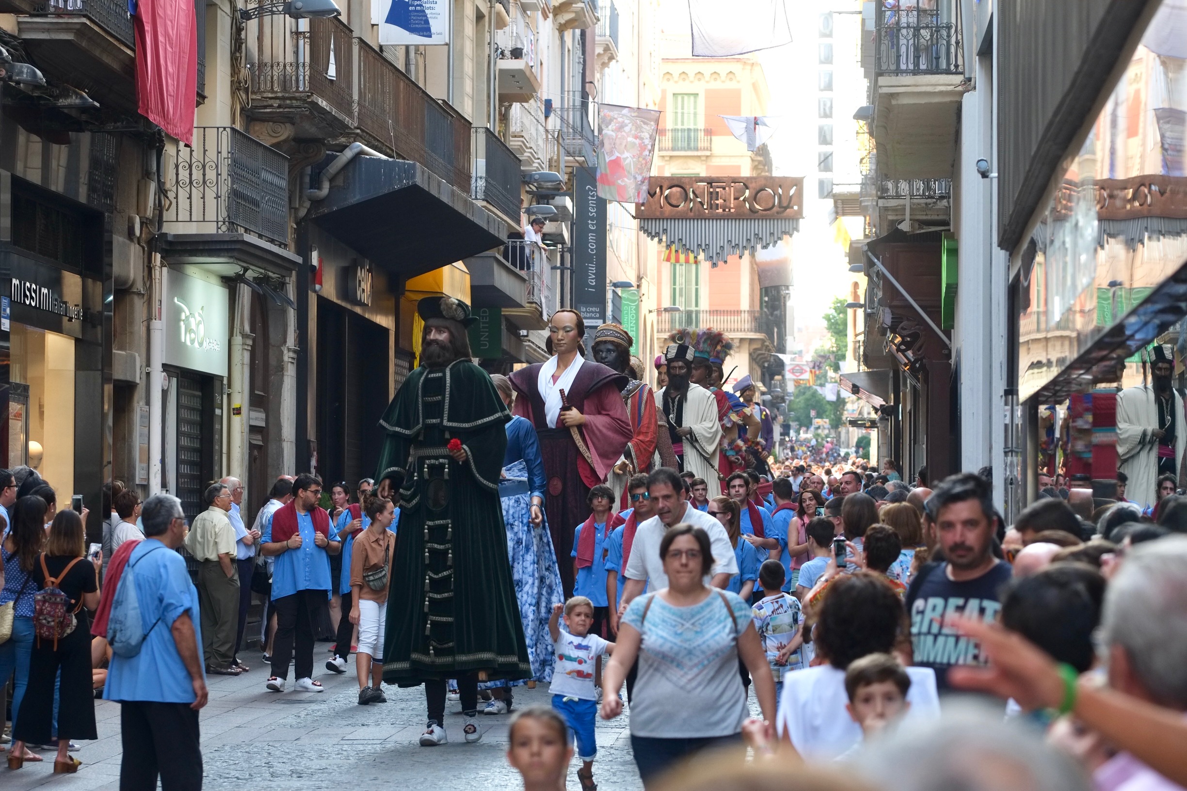 Els Gegants de Reus a la Professó Solemne